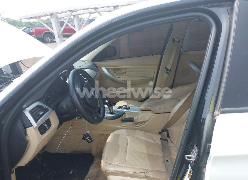 Photo 5 of 2013 Bmw 328i (VIN WBA3C1C57DF437771)