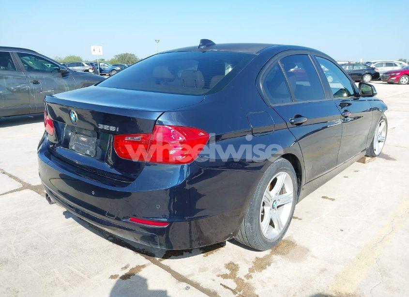 Photo 4 of 2013 Bmw 328i (VIN WBA3C1C57DK104350)