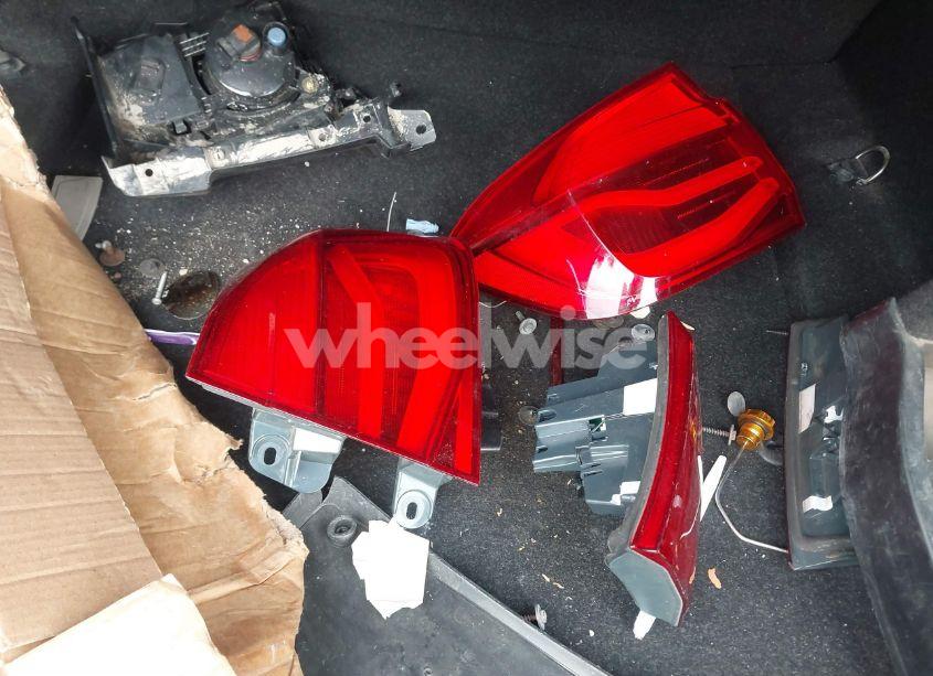 Photo 11 of 2012 Bmw 328i (VIN WBA3C1C58CF431864)