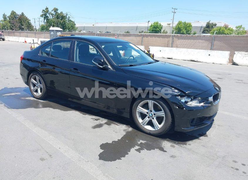 2013 Bmw 328i (VIN WBA3C1C5XDF440969) main photo