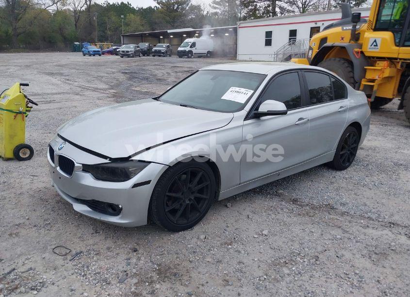 Photo 2 of 2013 Bmw 328i (VIN WBA3C1G50DNR49596)