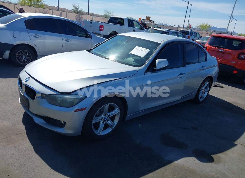 Photo 2 of 2013 Bmw 328i (VIN WBA3C1G59DNR45594)