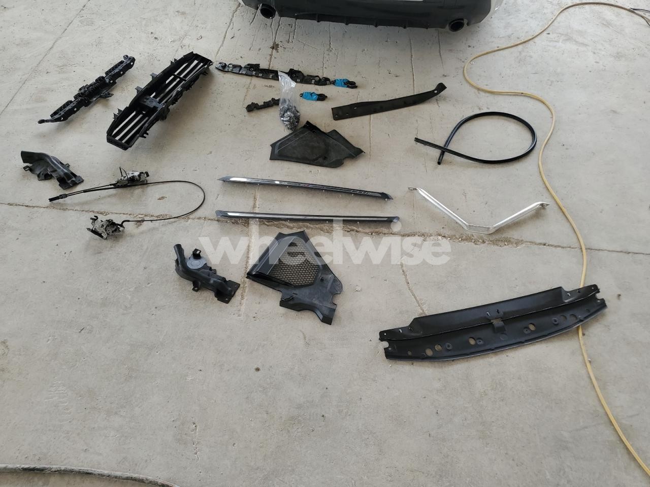 Photo 12 of 2024 BMW 430I (VIN WBA53AP07RCN20570)