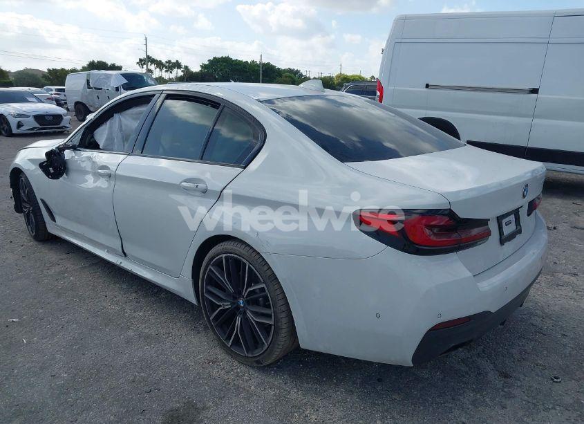 Photo 3 of 2021 Bmw 530i N/A (VIN WBA53BH01MWX02468)