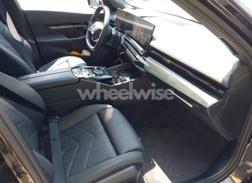 Photo 5 of 2024 Bmw 530 I XDRIVE (VIN WBA53FJ00RCS54220)