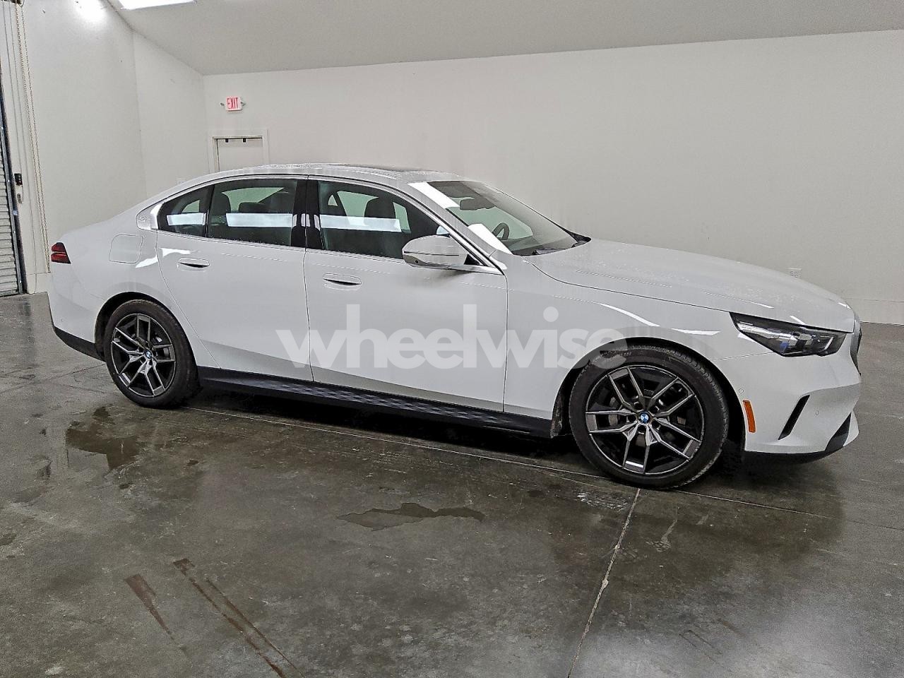 Photo 4 of 2026 BMW 530 XI (VIN WBA53FJ06TCW03923)