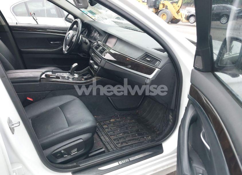 Photo 5 of 2016 Bmw 535i XDRIVE (VIN WBA5B3C55GG259848)