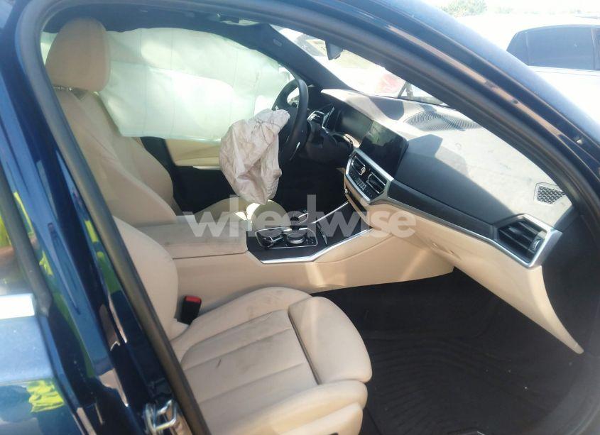 Photo 5 of 2019 Bmw 330i (VIN WBA5R1C58KAK12423)