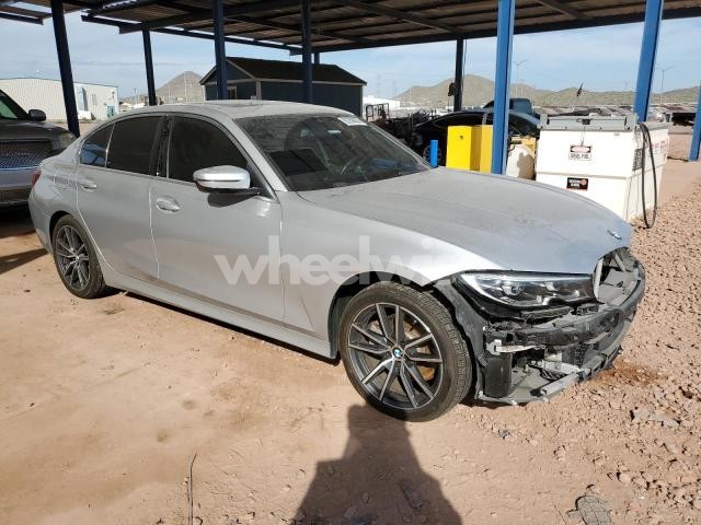Photo 3 of 2019 BMW 330I (VIN WBA5R1C5XKAK11662)