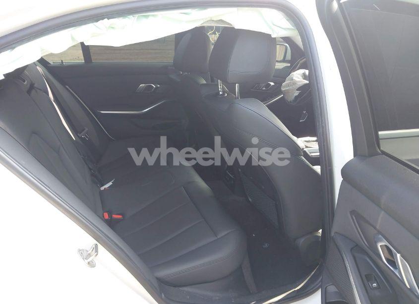 Photo 8 of 2019 Bmw 330i XDRIVE (VIN WBA5R7C51KAJ80336)