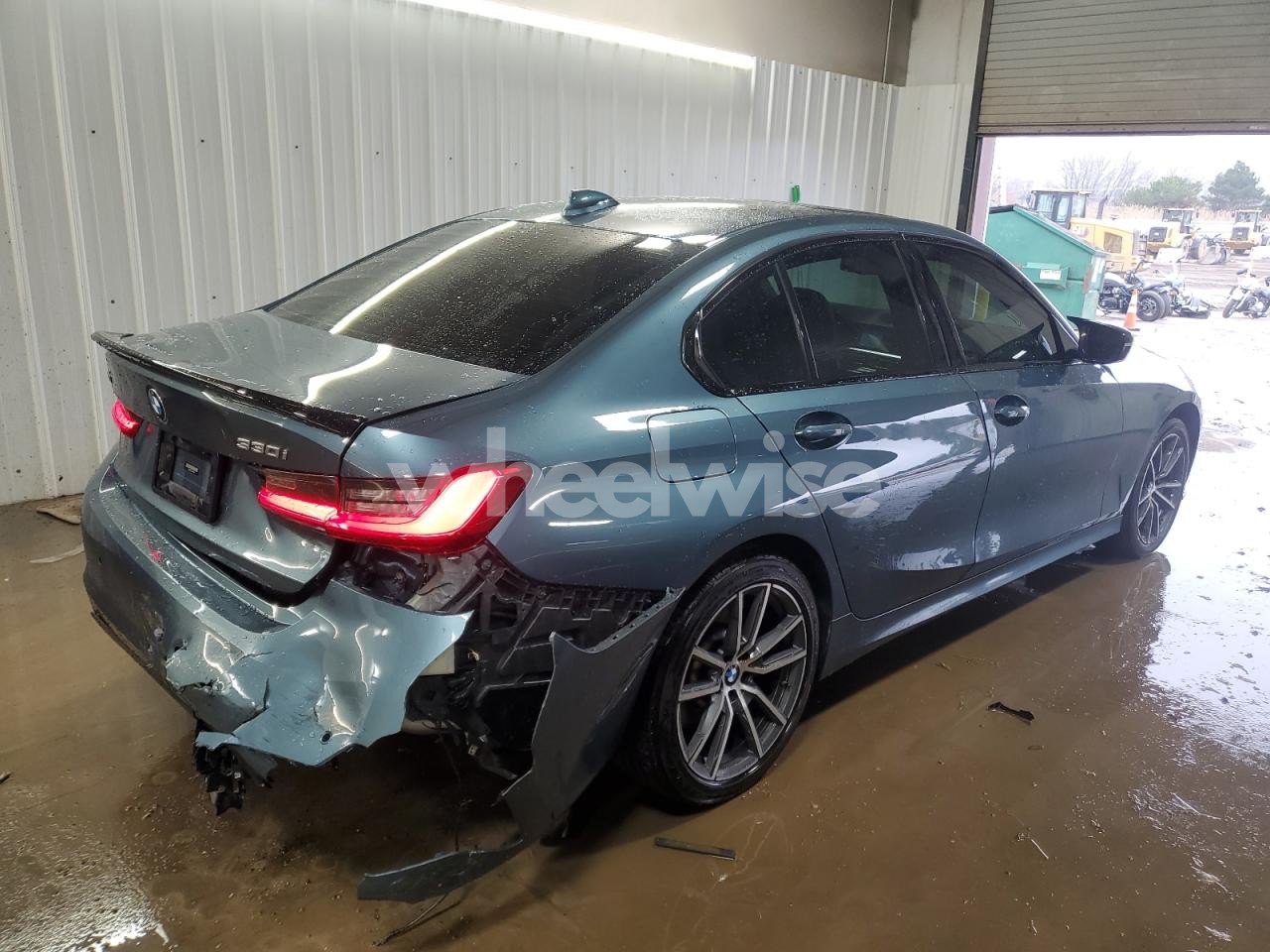 Photo 3 of 2019 BMW 330XI (VIN WBA5R7C53KAJ85084)