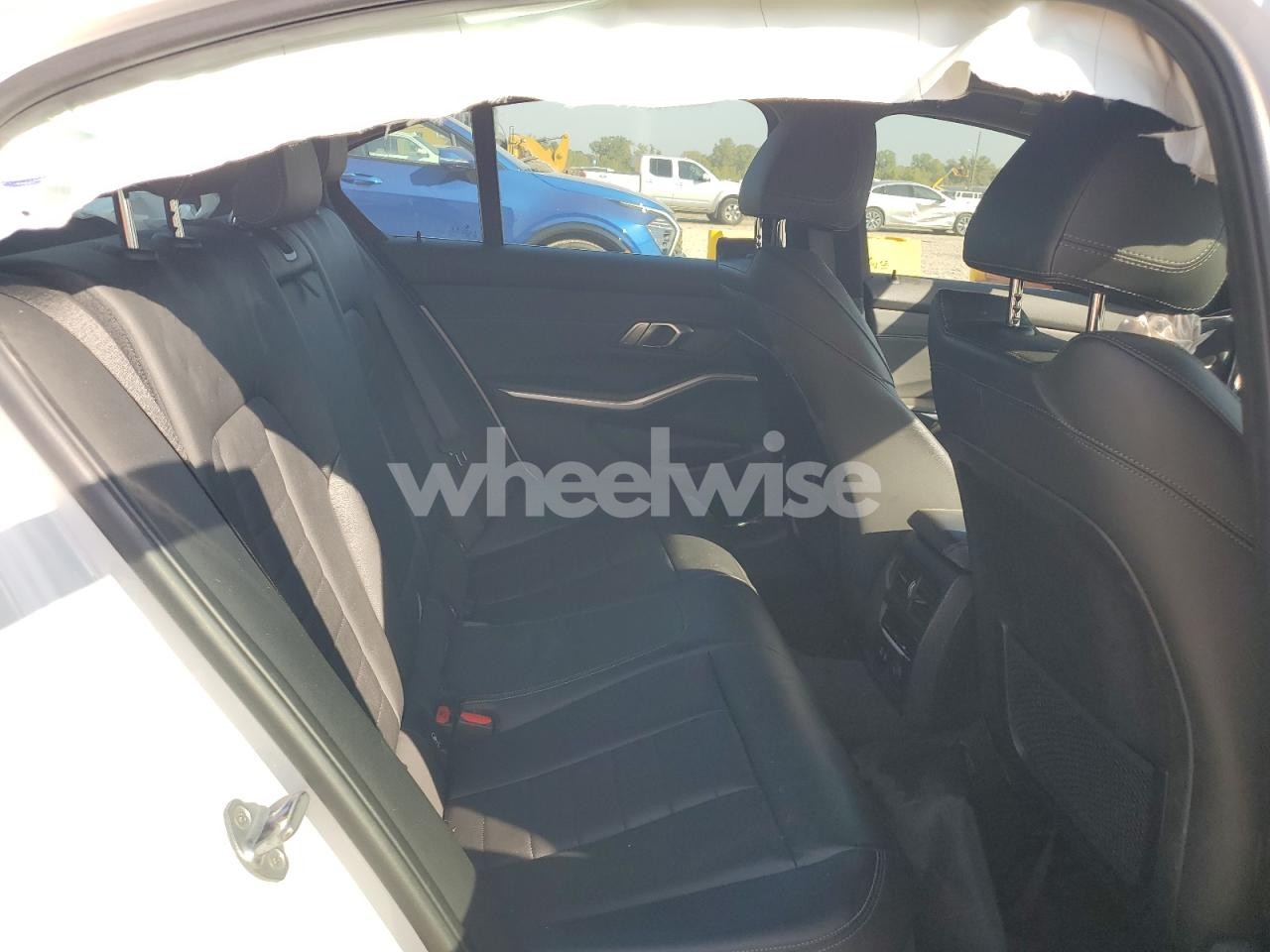 Photo 10 of 2019 BMW 330XI (VIN WBA5R7C54KAJ78239)