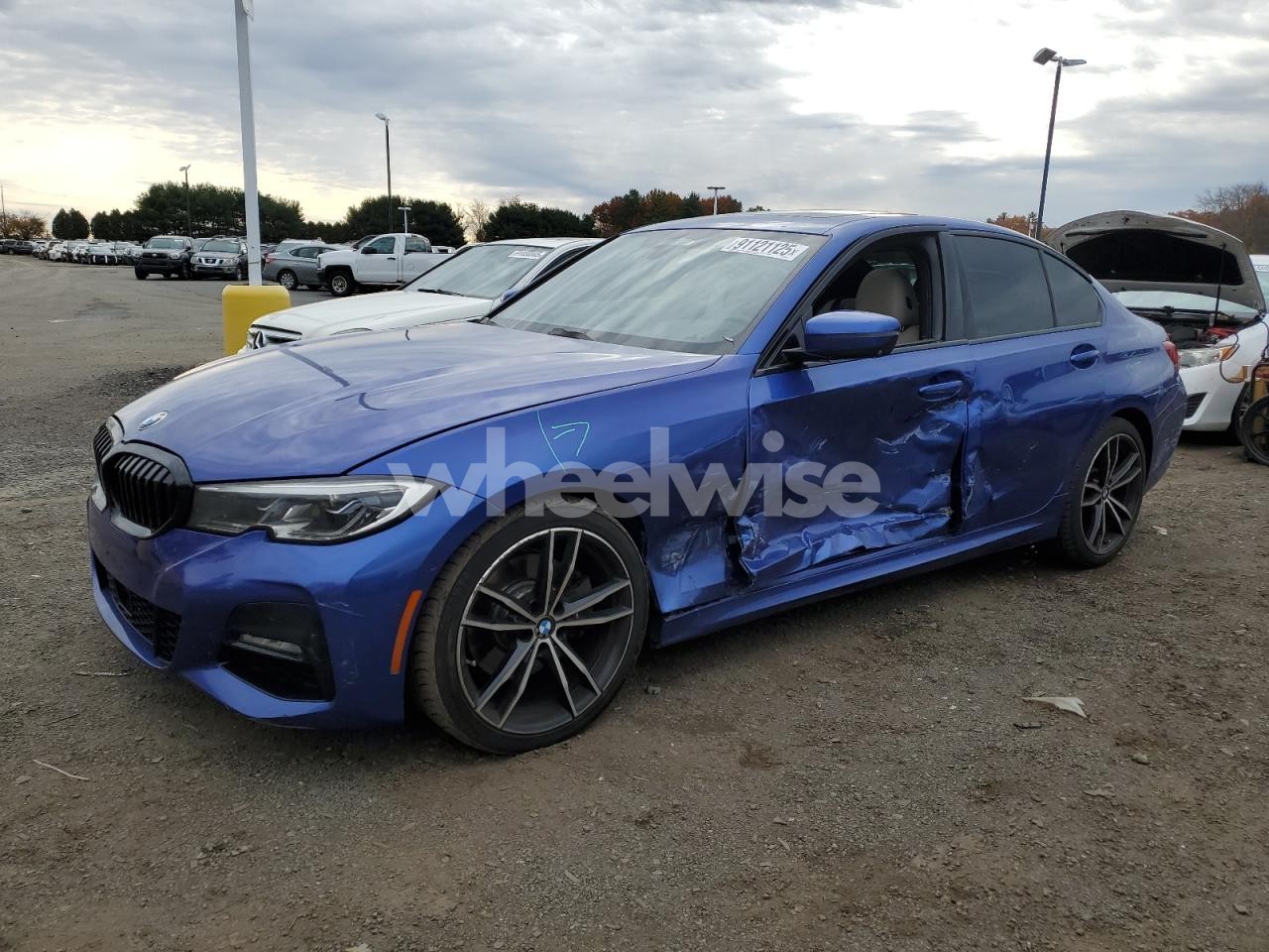 2019 BMW 330XI (VIN WBA5R7C57KAE82619) main photo