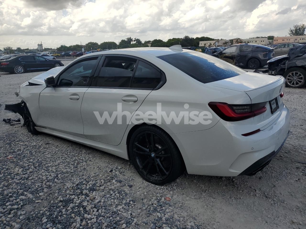 Photo 2 of 2022 BMW M340I (VIN WBA5U7C03NFL69578)