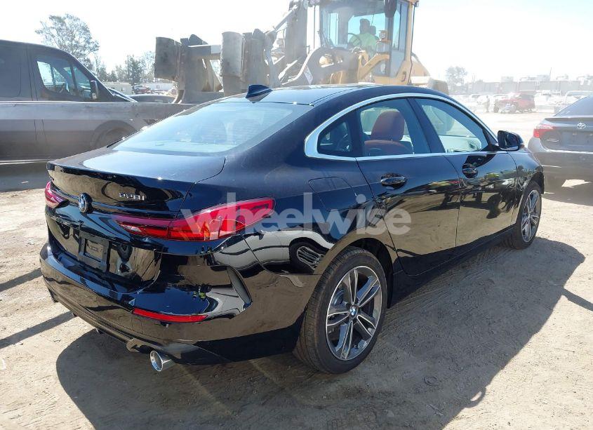 Photo 4 of 2024 Bmw 228xi (VIN WBA73AK06R7R17311)