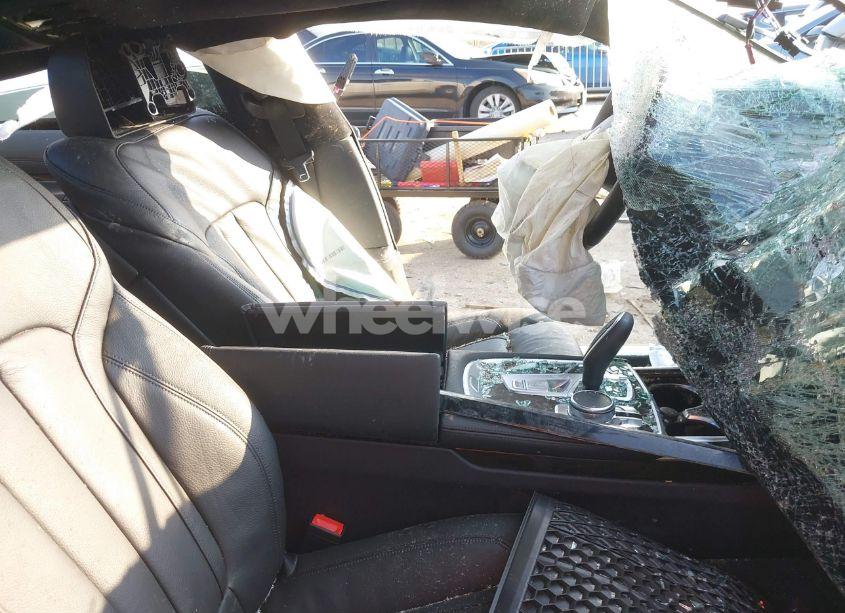 Photo 5 of 2020 Bmw 740i (VIN WBA7T2C05LGL17813)