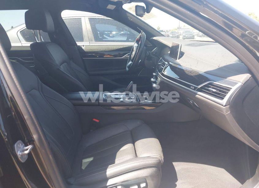 Photo 5 of 2020 Bmw 740i (VIN WBA7T2C07LGL17473)