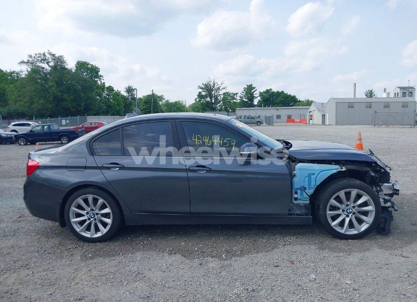 Photo 14 of 2018 Bmw 320i XDRIVE (VIN WBA8A3C55JA358857)