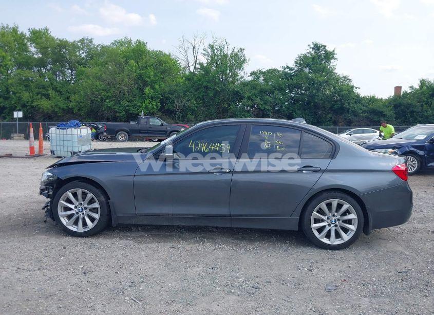 Photo 15 of 2018 Bmw 320i XDRIVE (VIN WBA8A3C55JA358857)