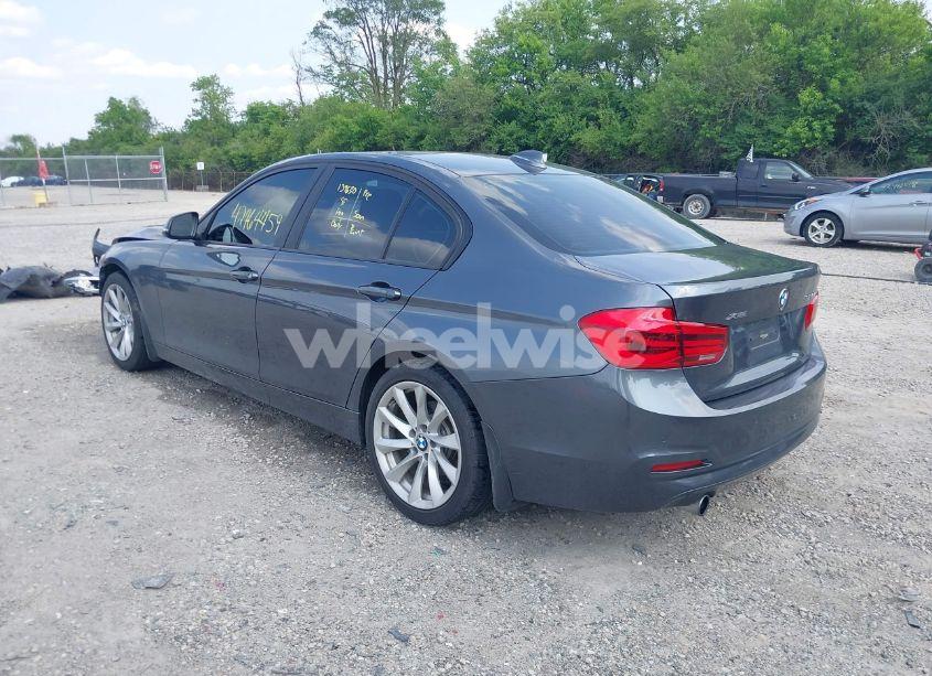 Photo 3 of 2018 Bmw 320i XDRIVE (VIN WBA8A3C55JA358857)