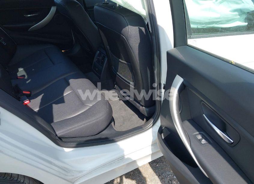 Photo 8 of 2018 Bmw 320i XDRIVE (VIN WBA8A3C5XJA505321)