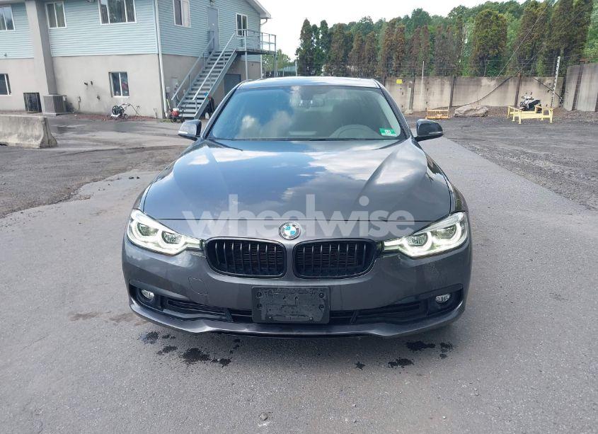 Photo 12 of 2018 Bmw 320i XDRIVE (VIN WBA8A3C5XJA505920)