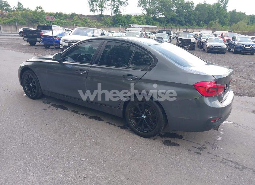 Photo 3 of 2018 Bmw 320i XDRIVE (VIN WBA8A3C5XJA505920)