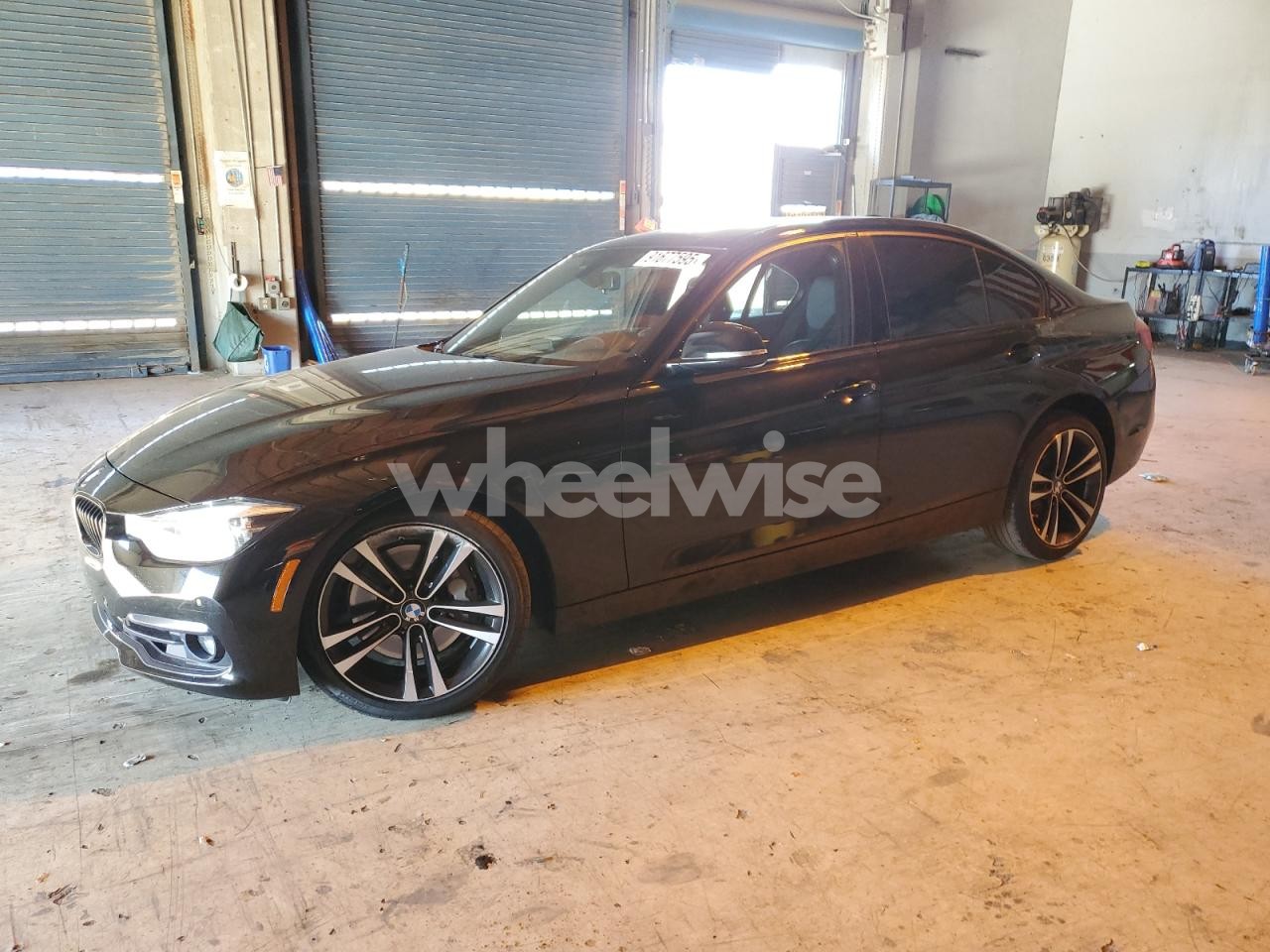 2018 BMW 340 I (VIN WBA8B3C53JK385112) main photo