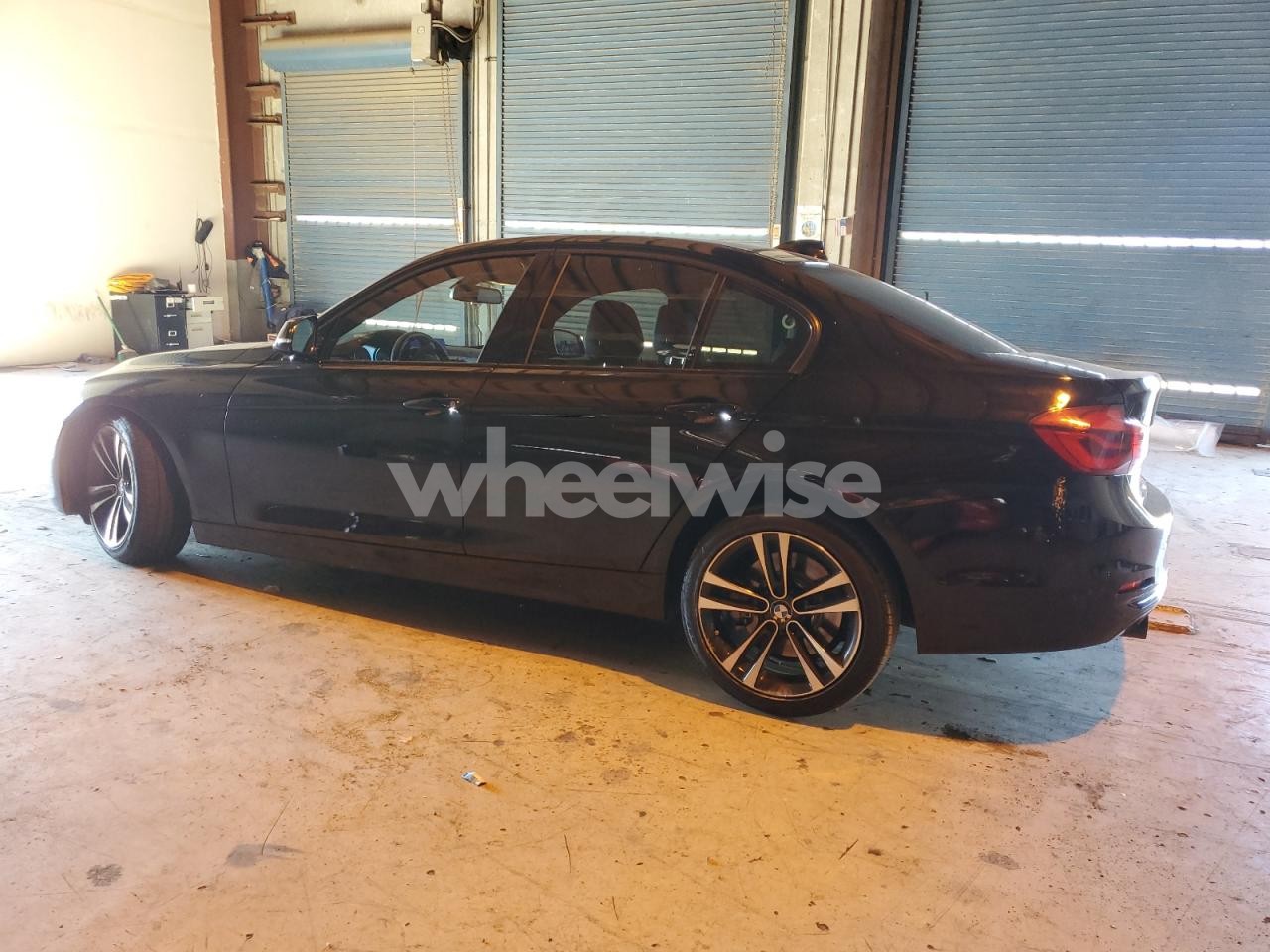 Photo 2 of 2018 BMW 340 I (VIN WBA8B3C53JK385112)