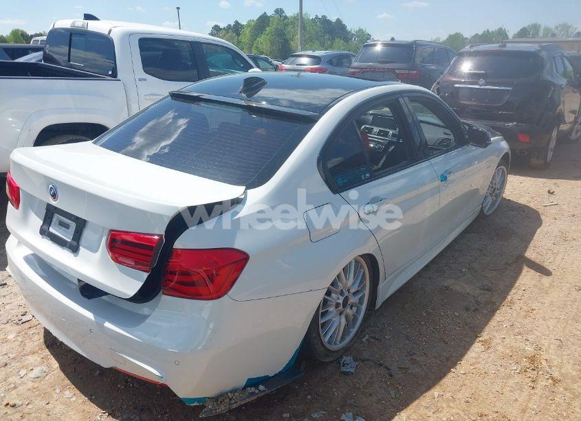 Photo 4 of 2018 Bmw 340i XDRIVE (VIN WBA8B7G5XJNV11014)