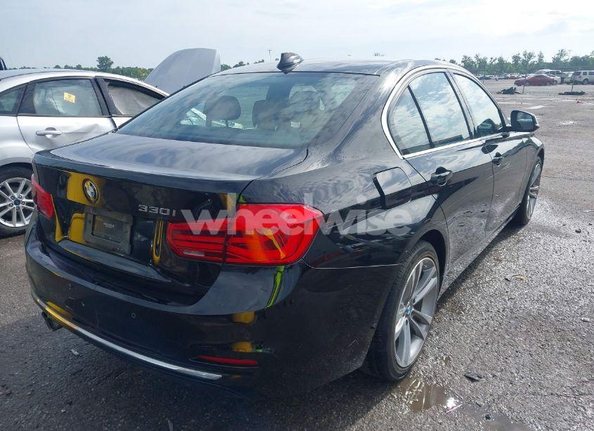 Photo 4 of 2018 Bmw 330i (VIN WBA8B9C59JEE82061)