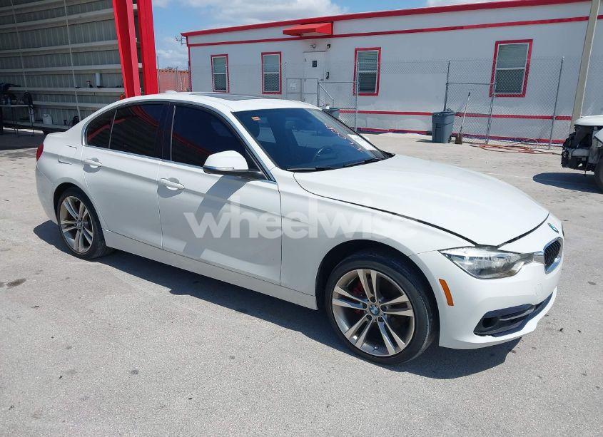 2018 Bmw 330i (VIN WBA8B9G52JNU57283) main photo