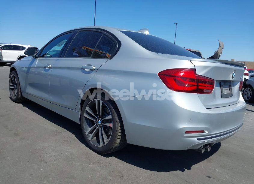 Photo 3 of 2018 Bmw 330i (VIN WBA8B9G57JNU96581)