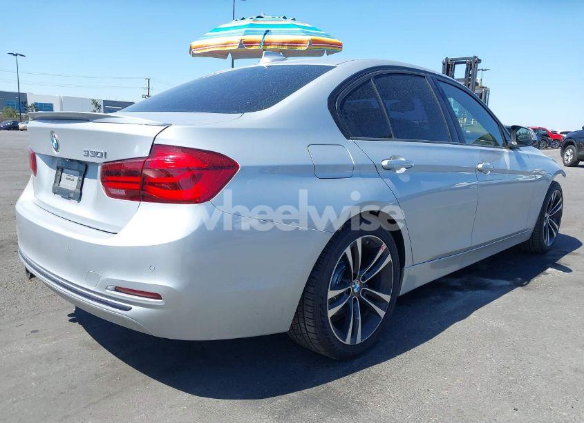 Photo 4 of 2018 Bmw 330i (VIN WBA8B9G57JNU96581)