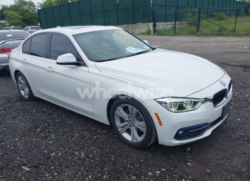 2018 Bmw 330i XDRIVE (VIN WBA8D9C52JEM32318) main photo