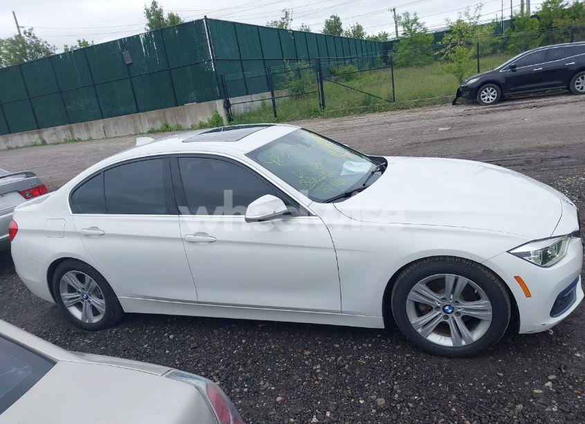 Photo 13 of 2018 Bmw 330i XDRIVE (VIN WBA8D9C52JEM32318)