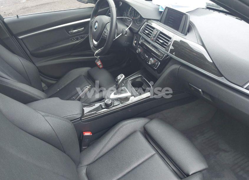 Photo 5 of 2018 Bmw 330i XDRIVE (VIN WBA8D9C52JEM32318)