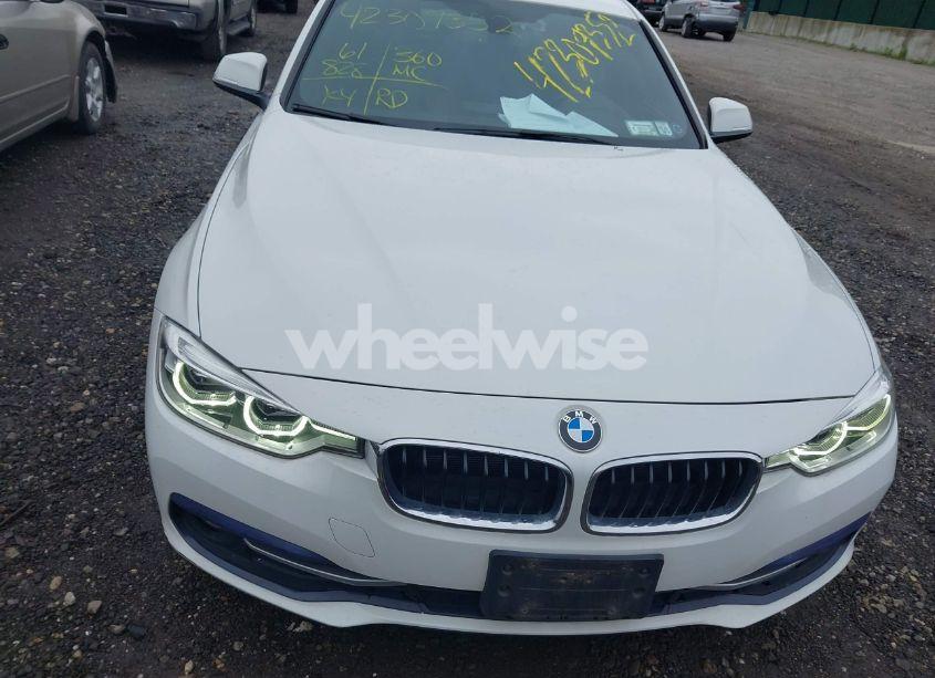 Photo 6 of 2018 Bmw 330i XDRIVE (VIN WBA8D9C52JEM32318)