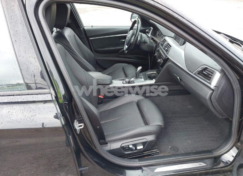 Photo 5 of 2018 Bmw 330i XDRIVE (VIN WBA8D9C54JA616120)