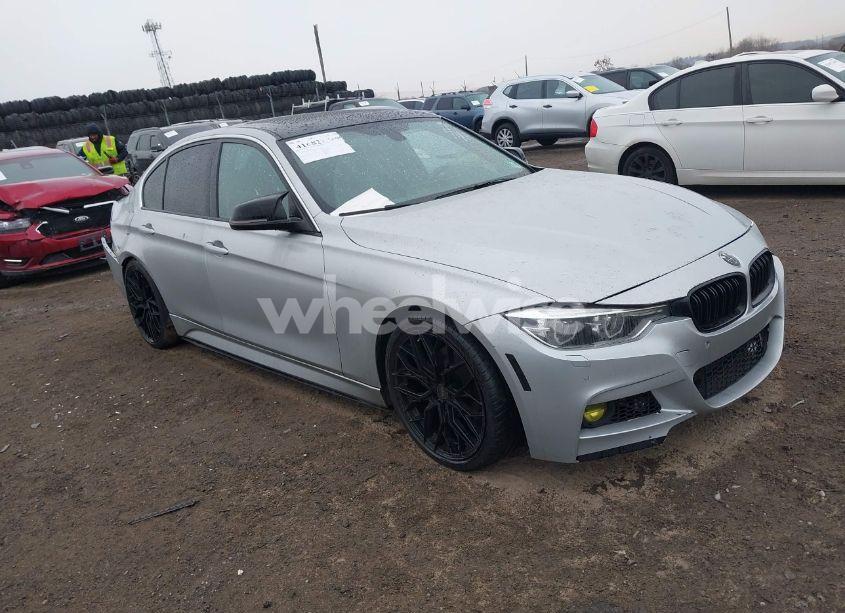 2018 Bmw 330i XDRIVE (VIN WBA8D9C55JA607605) main photo