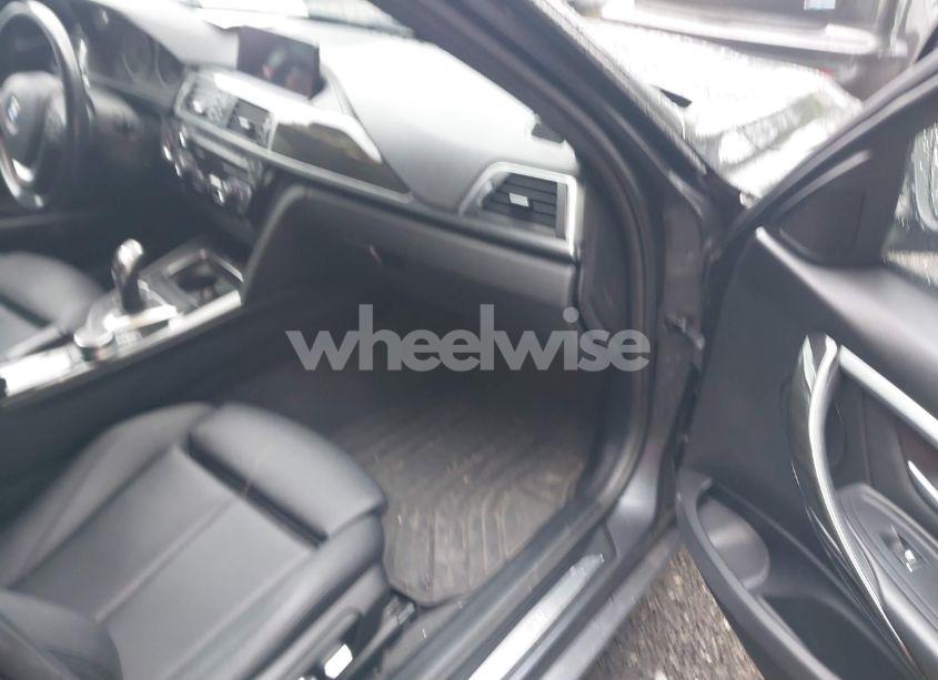 Photo 5 of 2018 Bmw 330i XDRIVE (VIN WBA8D9C58JEM34493)