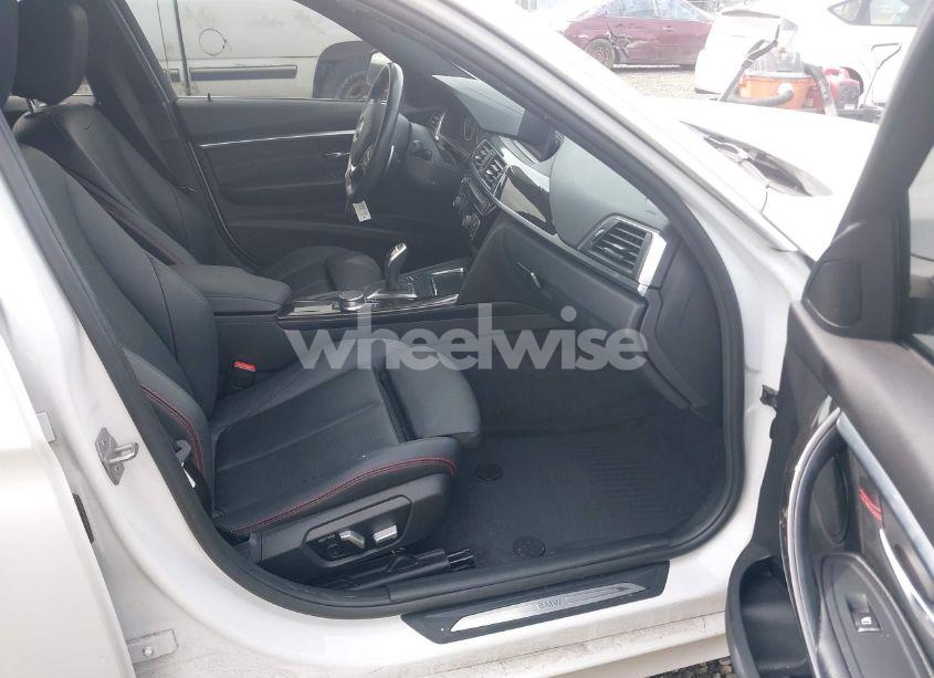 Photo 5 of 2018 Bmw 330i XDRIVE (VIN WBA8D9G50JNU72780)