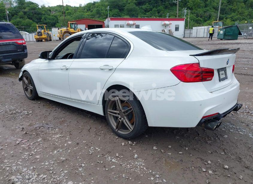 Photo 3 of 2017 Bmw 330i XDRIVE (VIN WBA8D9G54HNU59377)