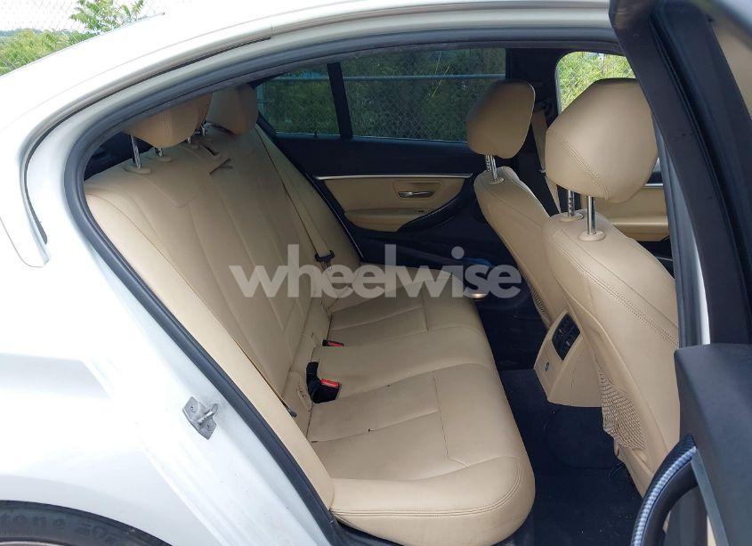 Photo 8 of 2017 Bmw 330i XDRIVE (VIN WBA8D9G54HNU59377)