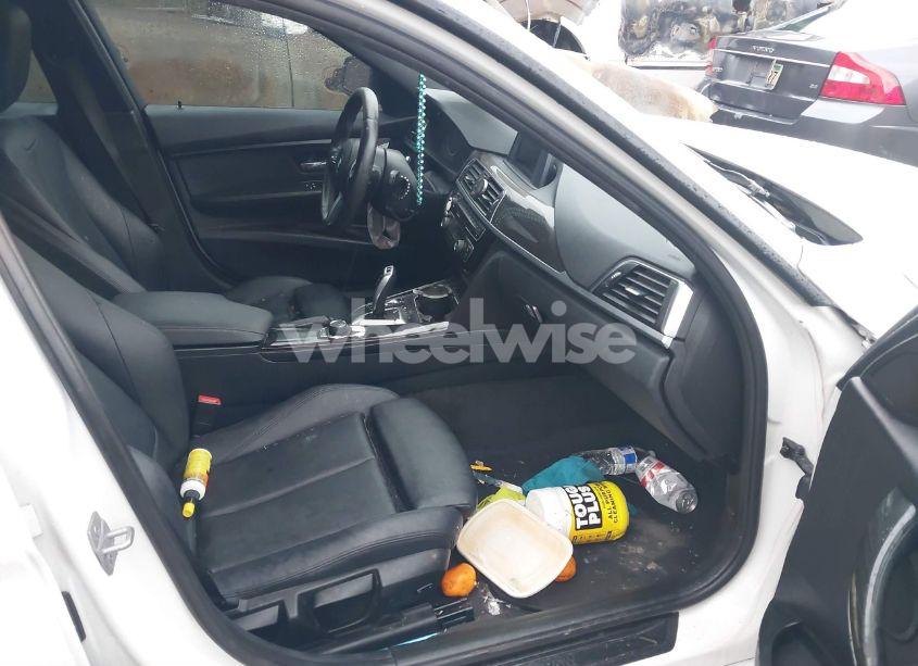 Photo 5 of 2017 Bmw 320i (VIN WBA8E1G34HNU15814)