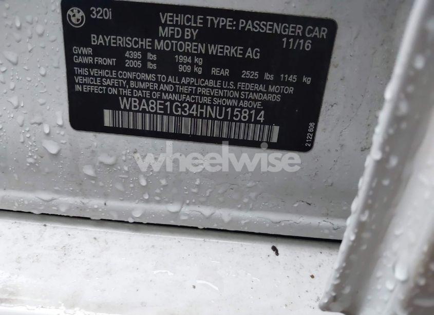 Photo 9 of 2017 Bmw 320i (VIN WBA8E1G34HNU15814)