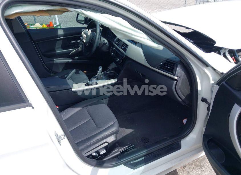 Photo 5 of 2017 Bmw 320i (VIN WBA8E1G3XHNU15820)