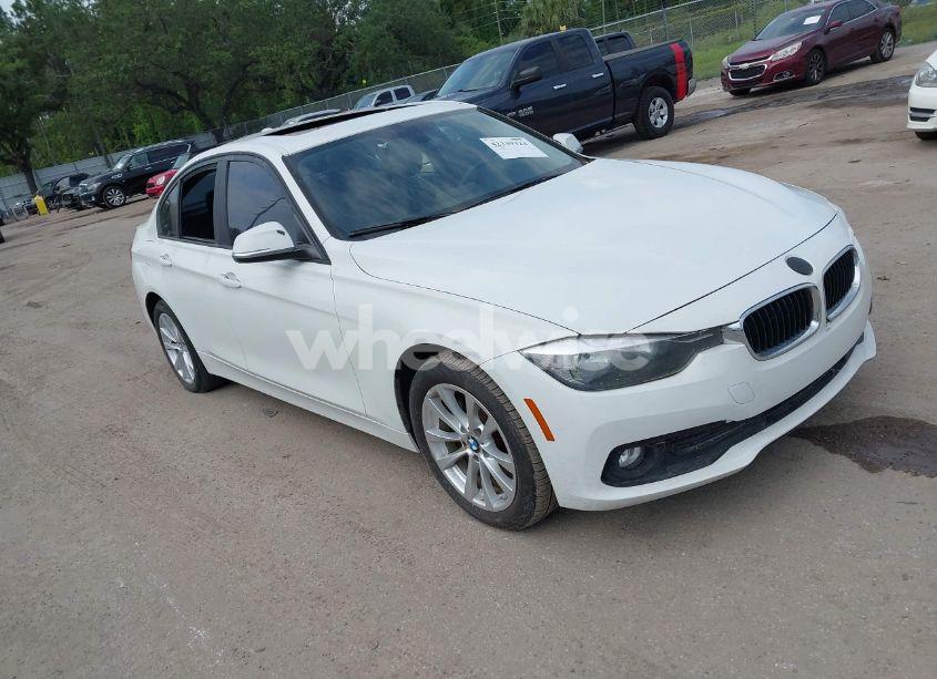2017 Bmw 320i (VIN WBA8E1G51HNU12483) main photo