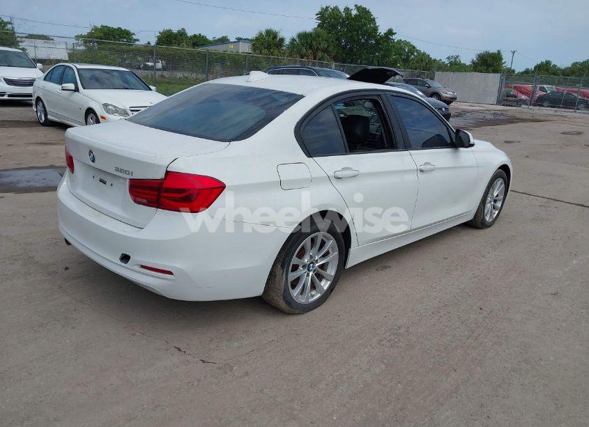 Photo 4 of 2017 Bmw 320i (VIN WBA8E1G51HNU12483)