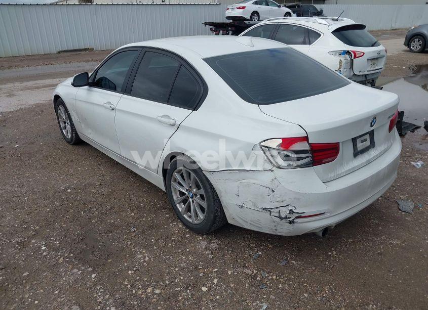 Photo 3 of 2017 Bmw 320i (VIN WBA8E1G59HNU14577)